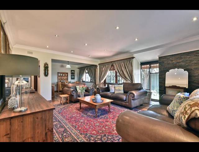 4 BEDROOM HOUSE FOR SALE IN RACEVIEW